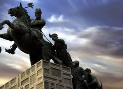 حفاظت از مجسمه نادرشاه