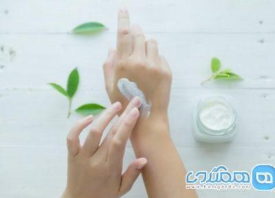 می توان از وازلین به عنوان یک مرطوب کننده خوب استفاده کرد؟