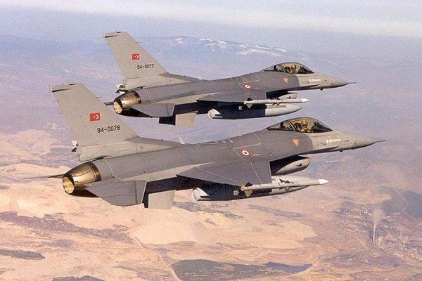حملات هوایی ترکیه علیه مناطق مرزی عراق
