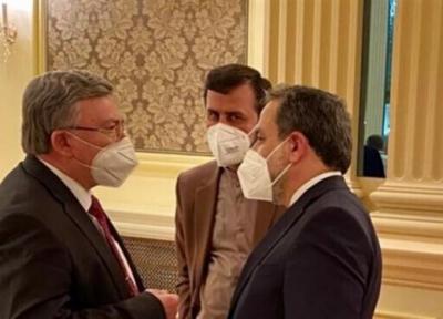 رایزنی نماینده روسیه با عراقچی و غریب آبادی پس از نشست کمیسیون مشترک برجام