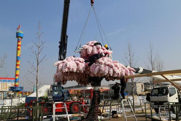 ساخت شکوفه های مصنوعی با استفاده از لگو در ژاپن